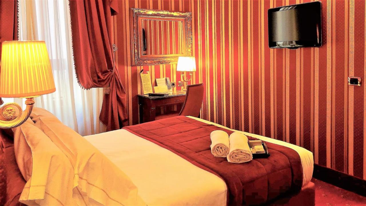 Hotel Manfredi Suite In רומא מראה חיצוני תמונה