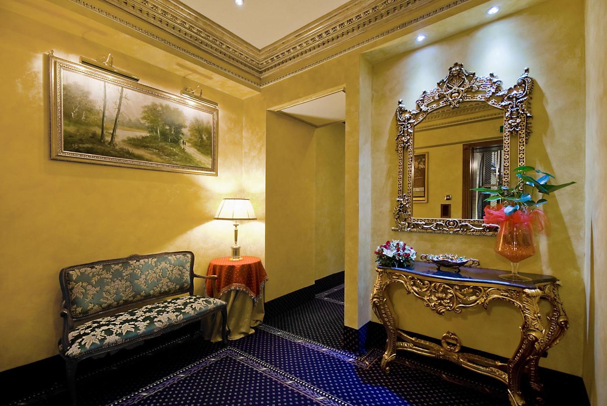 Hotel Manfredi Suite In רומא מראה חיצוני תמונה